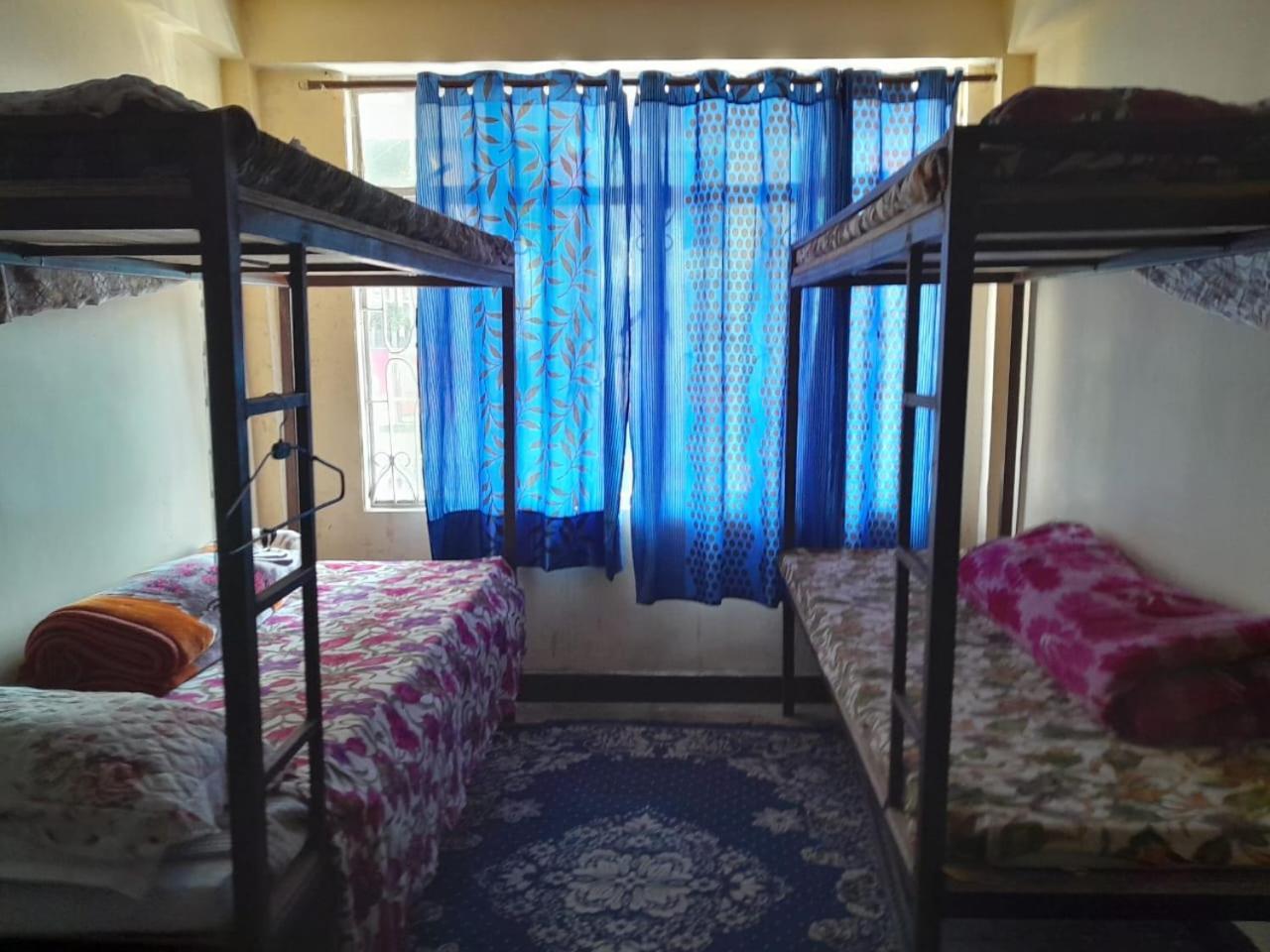Хостел Backpackers Hub Дарджилинг Экстерьер фото